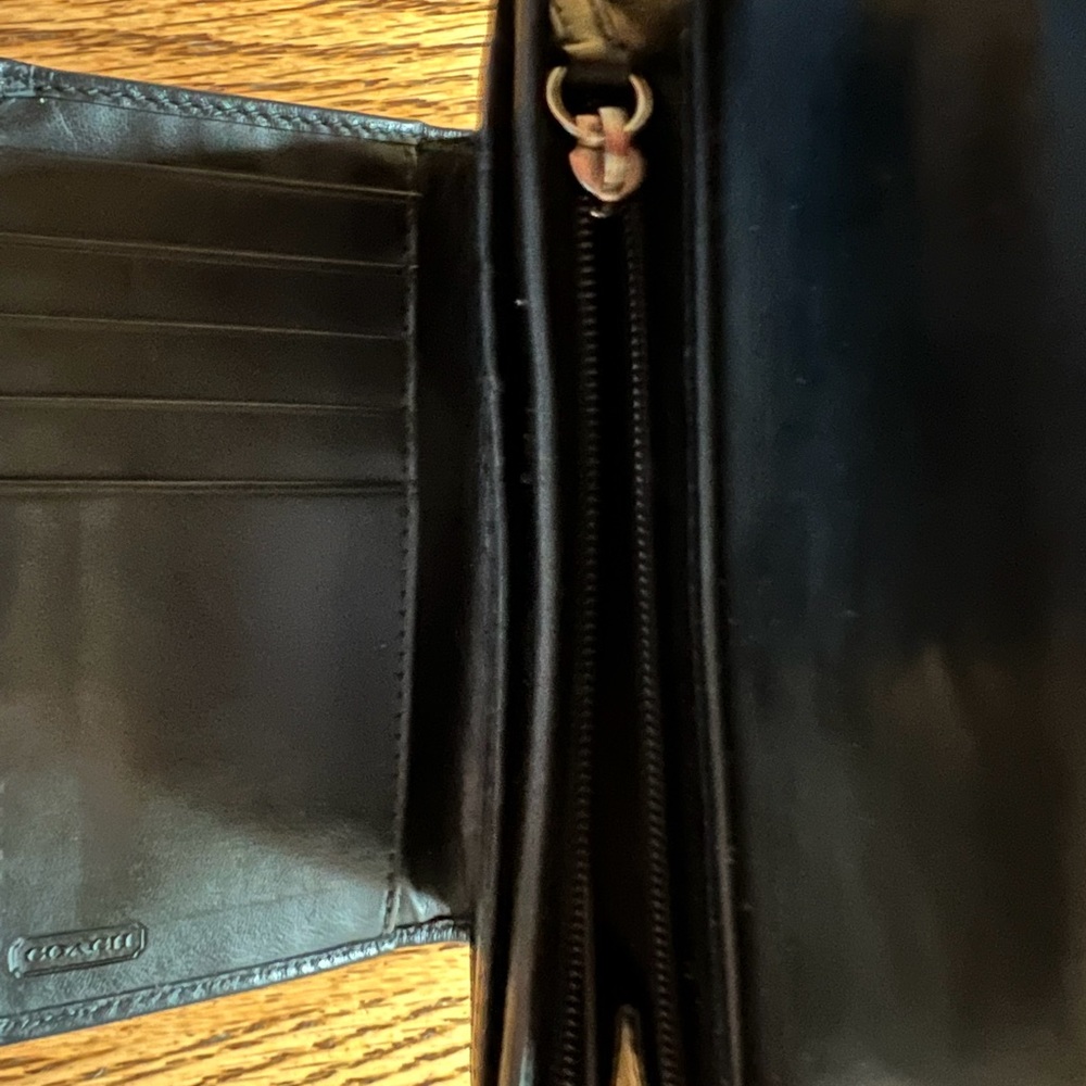 Coach Wallet - Picture 4 of 5